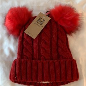 Beanie with faux fur